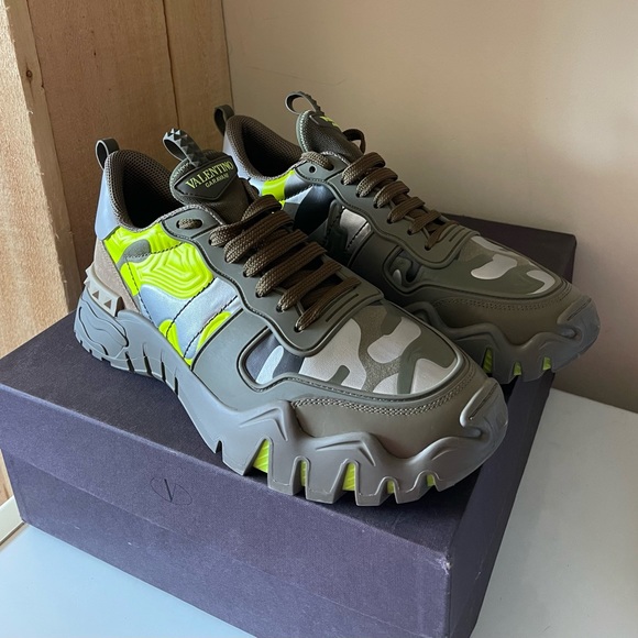 Valentino shoes - Picture 2 of 4